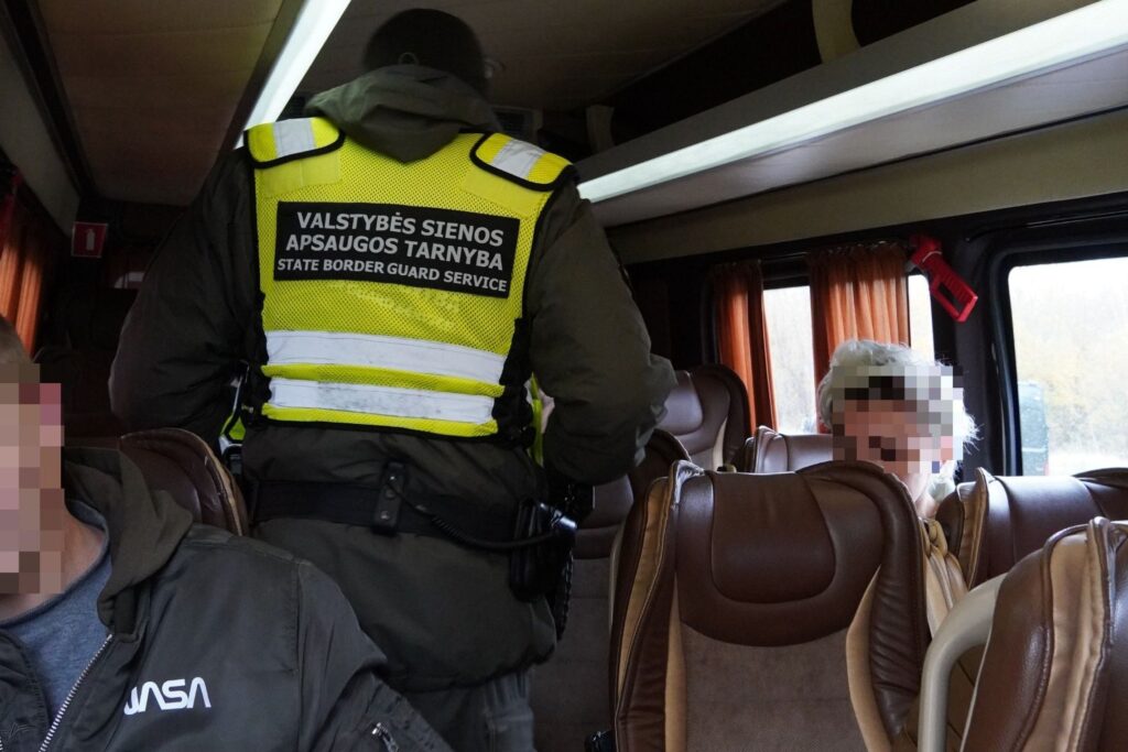 Latvijos pilietis įkliuvo Lietuvoje su suklastotu dokumentu
